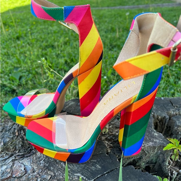 Lilana Women’s Chunky Heels - Picture 1 of 3